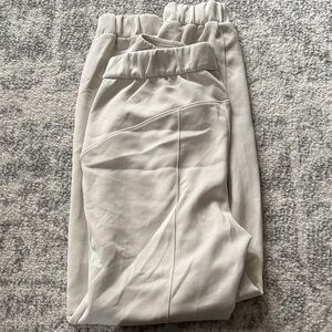 Lululemon Athletica Beige Joggers